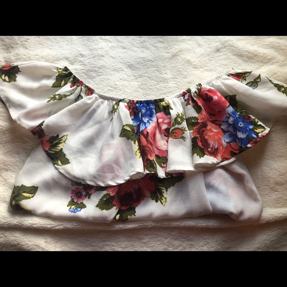 A’gaci Off The Shoulder Shirt